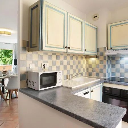 With Dishwasher In Appartamento Gréoux-les-Bains
